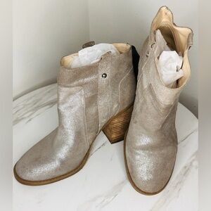 Nine West Women’s Western Style Suede Leather Booties Size 8.5M Taupe Block Heel